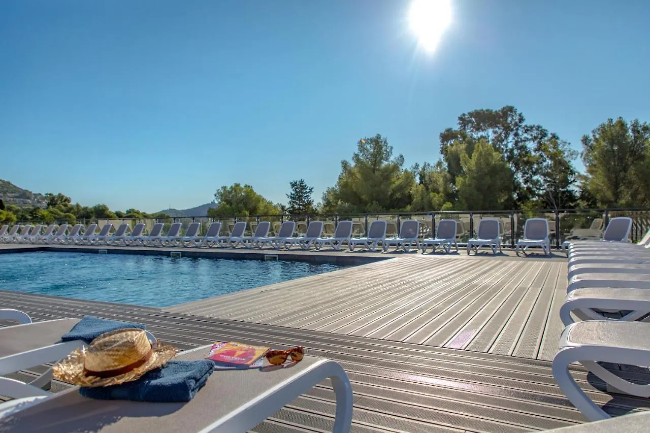 Sowell Residences Chenes Verts Saint-Raphael  Holiday park Saint-Raphael (Var)