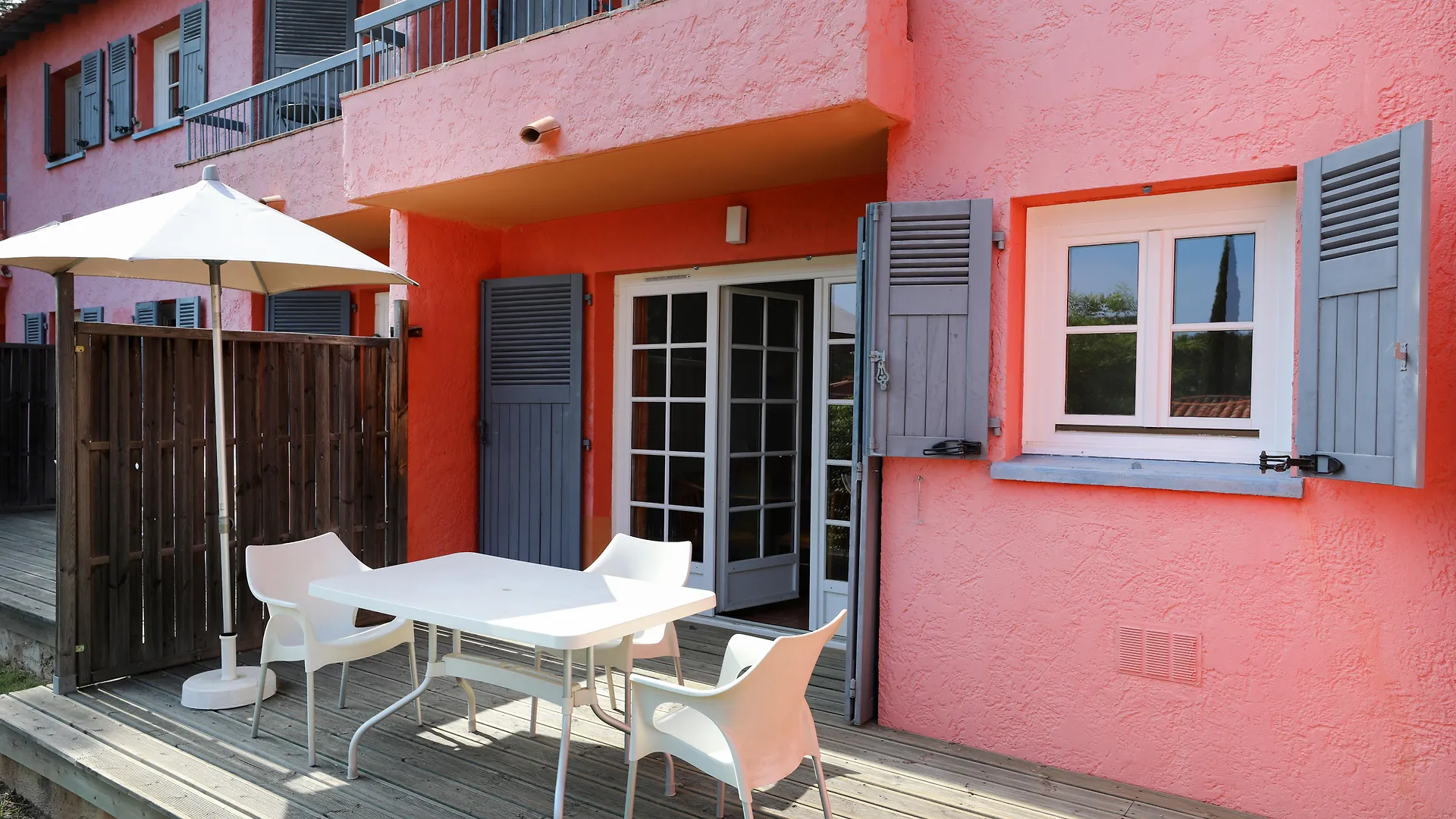 Sowell Residences Chenes Verts Saint-Raphaël ホリデーパーク